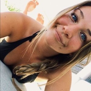 Meet your Posher, Helen